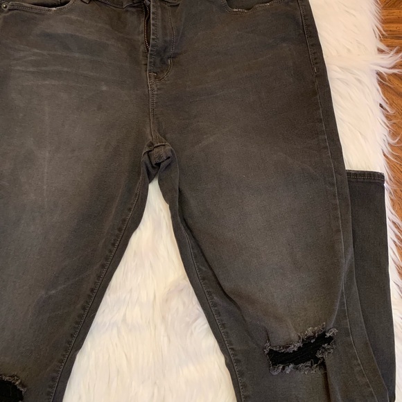 OLD NAVY ROCKSTAR MID RISE - Picture 2 of 4